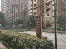 南坪成熟大社区 三居室带装修 低楼层朝东北 不临街