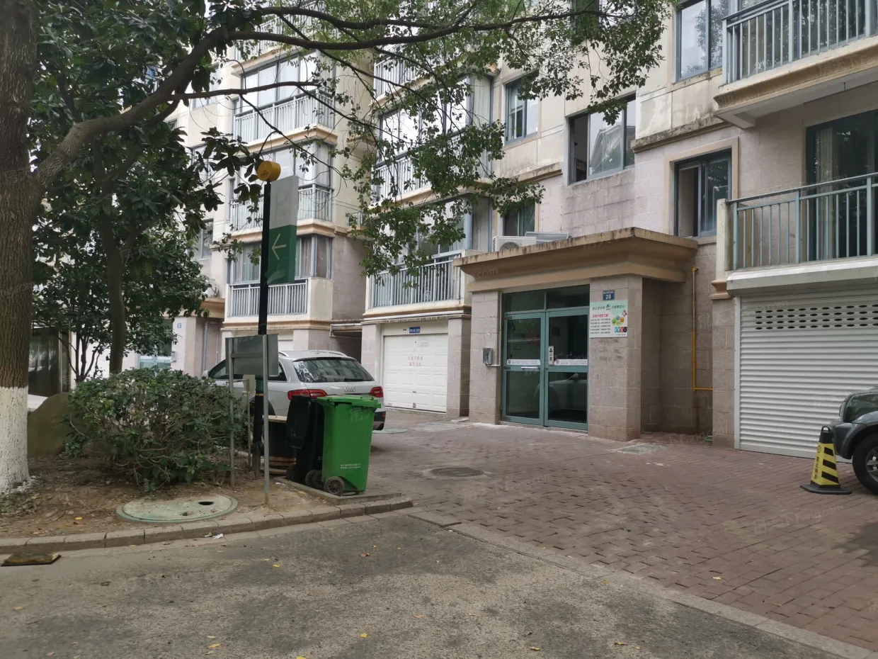 雅戈尔东湖花园