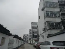 半岛小区十全街21号 二楼三室 两房朝南 振华