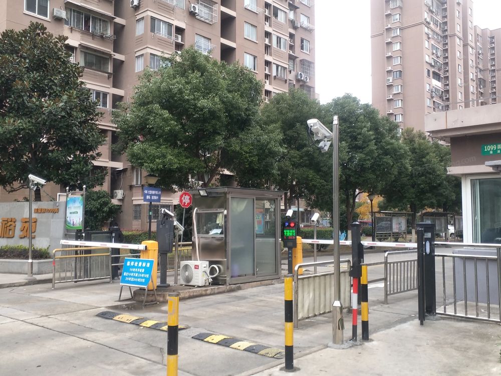 小区相关图