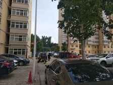 飞行社区2室1厅南