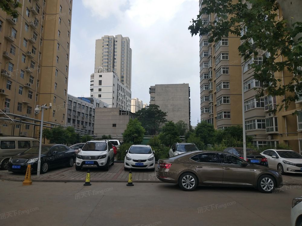 小区相关图