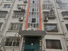 带30㎡南花园,实业采光好,全明东边套,有钥匙