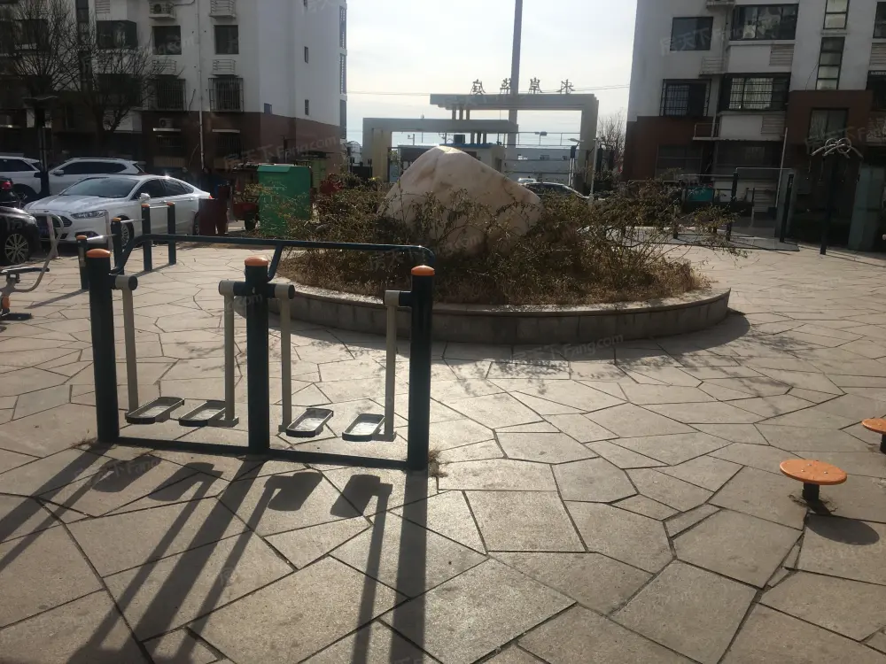 小区相关图