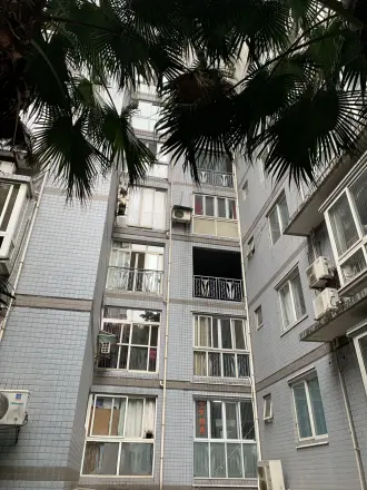 党校住宅小区实景图