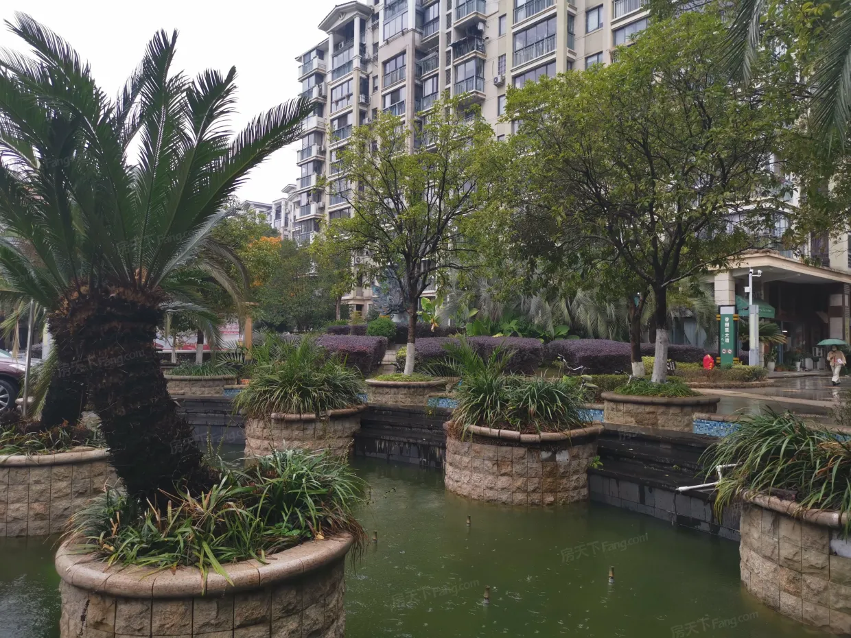 雅戈尔东湖花园
