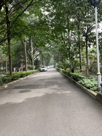 党校住宅小区实景图