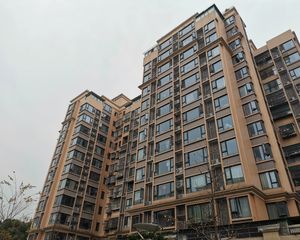 墨香府邸2室1厅东东南南