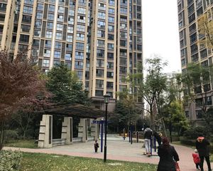 金香领邸3室2厅北