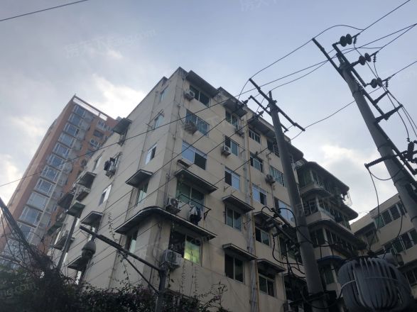 新康公寓实景图