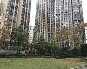 金香领邸3室2厅南北