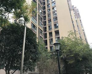 金香领邸3室2厅东