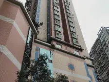 小龙坎 沙龙广场二房130万