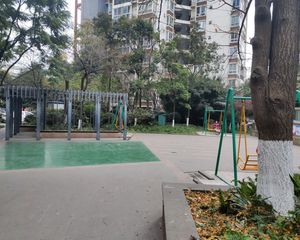 上东锦城A区2室1厅东南