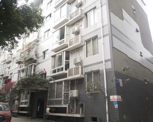 和顺苑西区2室1厅东南