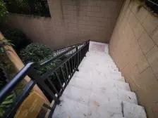 溪镇大联排端户 只有一套 使用面积500 公园旁居住安静