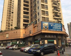 房屋靓楼层,采光好,刚需三房,产权清晰,诚意出售