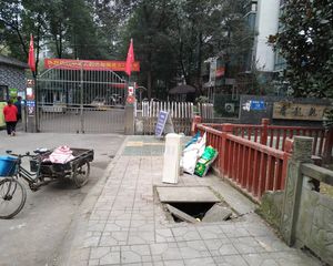 青龙乾院B区1室1厅南