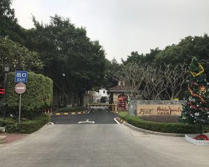 兰乔圣菲单边位大花园别墅南向位置安静不靠路