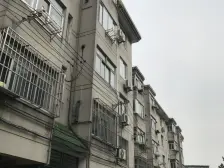 松江中新艺园0迷距离临河景观5楼带阁楼飞机户型大三房