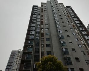 钰邸华府2室1厅南