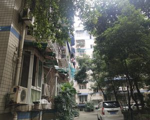 佳利花园三期2室1厅东北