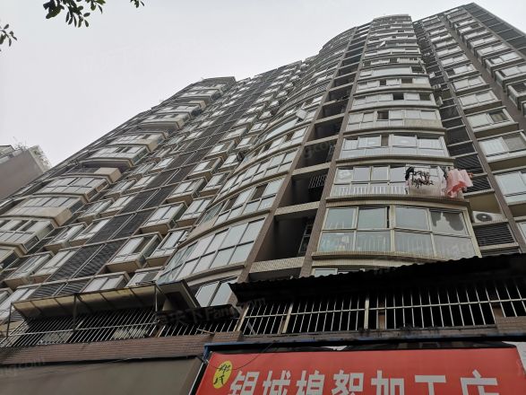 八里阳光实景图