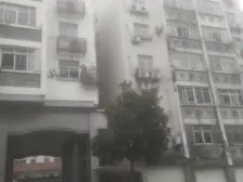 店长推荐 满五年大面积顶楼复式看房方便