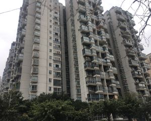 富丽锦城3室1厅西