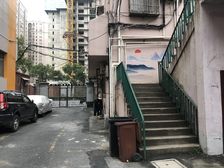 静安区地铁3.4.8号线精装两房一厅