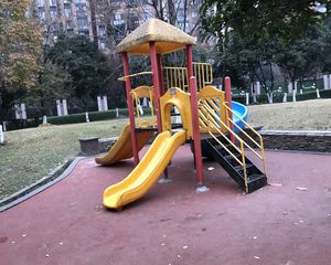 蓝光花满庭一期2室1厅东
