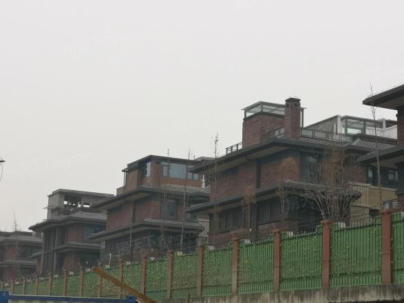 首创娇子一号别墅实景图