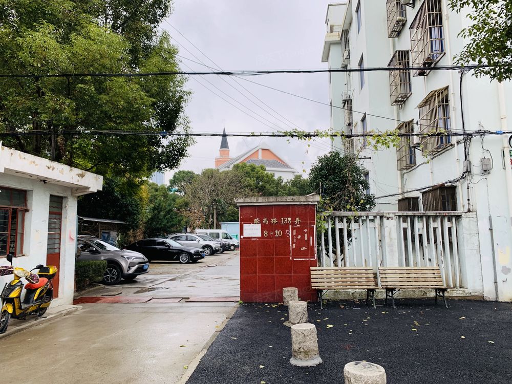 小区相关图
