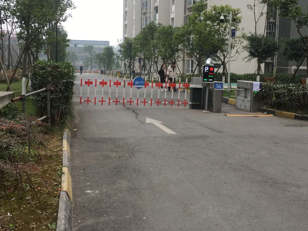 小区相关图