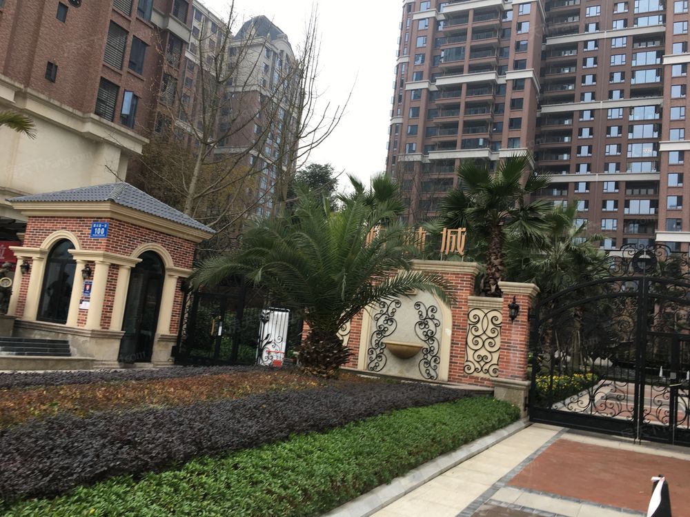 小区相关图