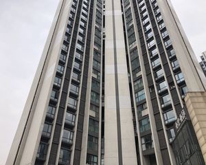 英郡三期 3室1厅 东南