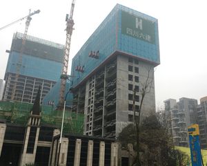泰华锦城1室2厅东北