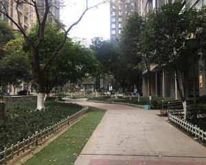 水畔经典3室2厅南