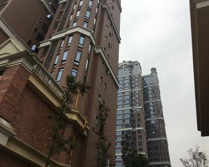 格林城4室1厅北南