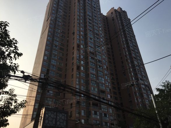 君悦中央实景图