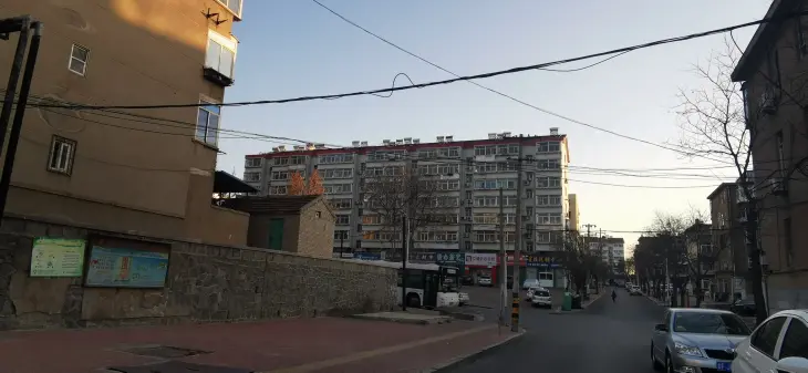 凤凰台一街实景图