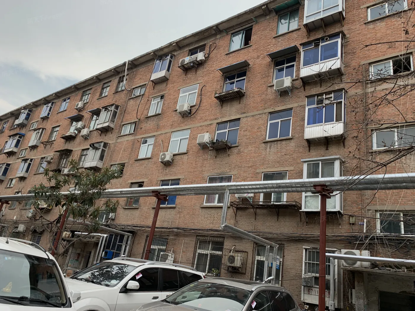 煤仓北街小区实景图-小区大门