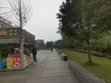 龙洲湾商圈,万达广场,典雅一改二,业主诚心出售