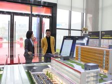 此房户型方正,空间布局合理,采光好,无浪费空间。