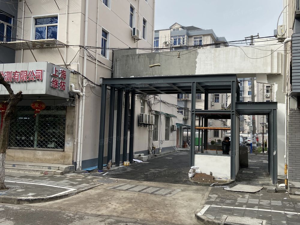 小区相关图