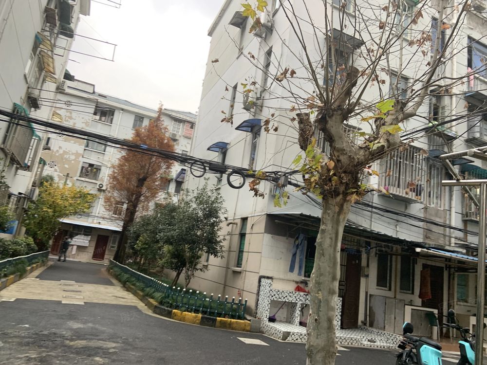 小区相关图