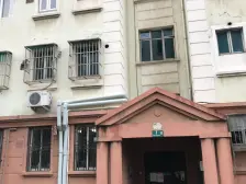 看房提前预约 中层三房两卫,生活配套一应俱全