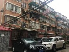 中间楼层,精装修一室户,低总价,可拎包入住