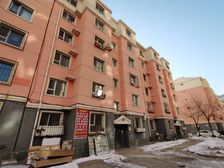 龙苑小区小区环境好出行方便