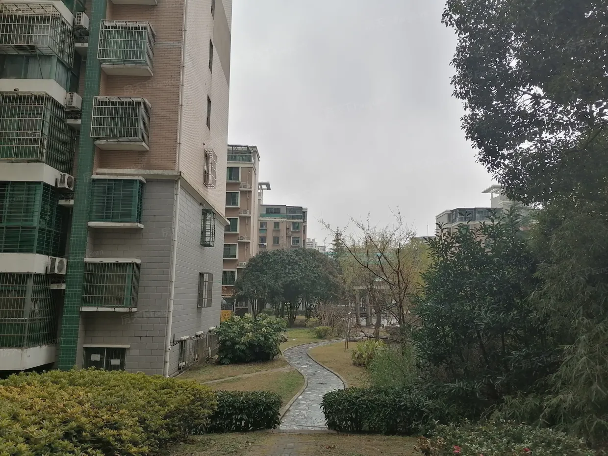 上海水景豪园外景图